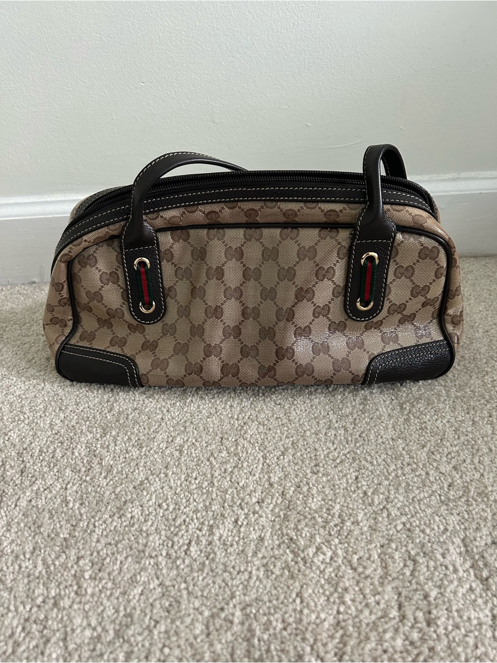 Gucci Beige-Brown GG Canvas Shoulder Bag with Dark Brown Trim - Picture 2 of 10